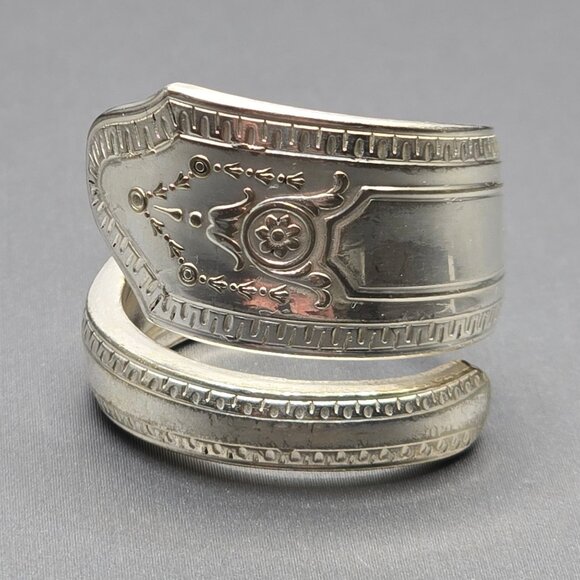 Monarch Plate Jewelry - VTG Monarch Plate Silver Spoon Ring Size 10 Ornate Floral Pattern 15.61g